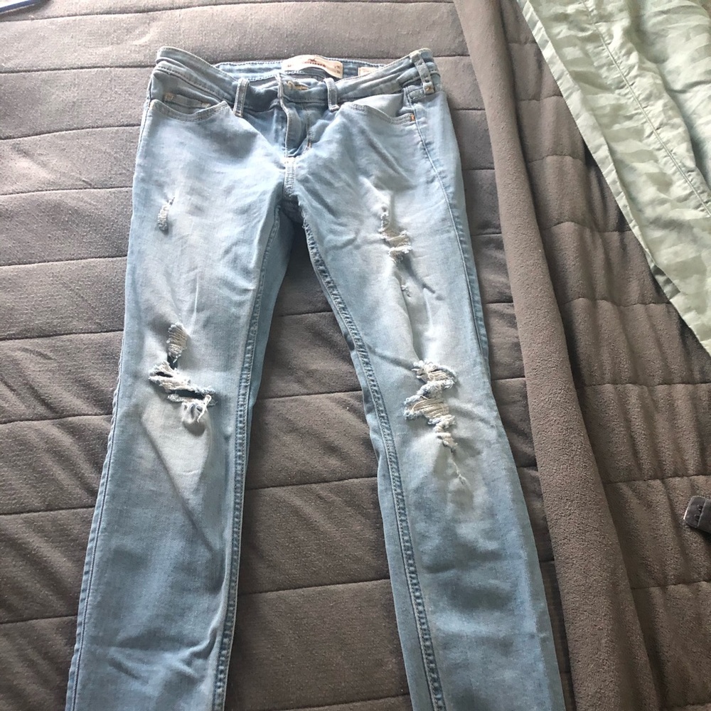 Women’s Hollister jeans